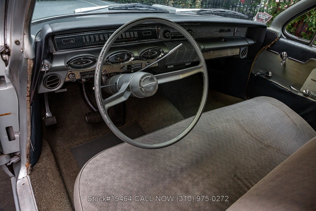 1961 Oldsmobile 88 - Image 17 of 31