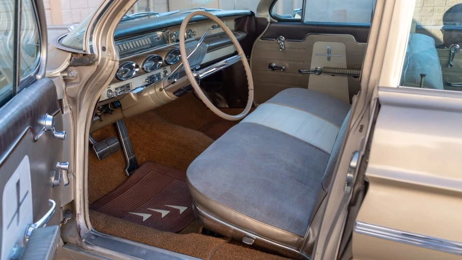 1961 Oldsmobile 88 - Image 4 of 20