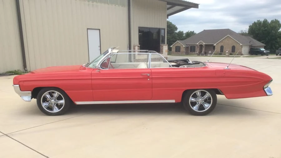 1961 Oldsmobile 88 - Image 2 of 20