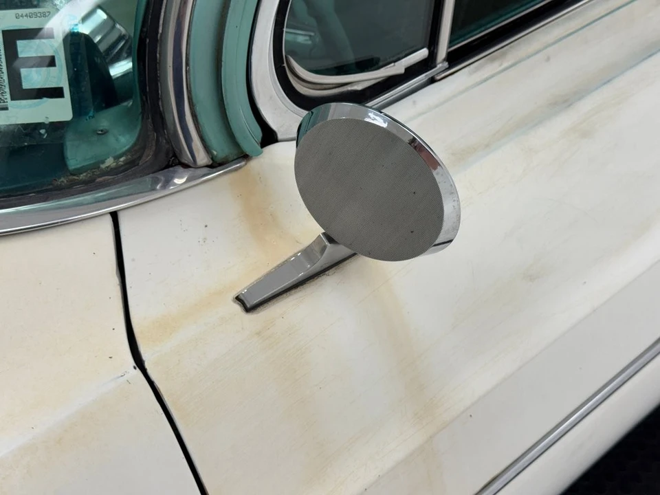 1961 Oldsmobile 88 - Image 16 of 31