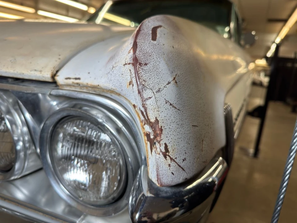 1961 Oldsmobile 88 - Image 21 of 31