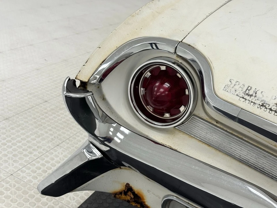 1961 Oldsmobile 88 - Image 20 of 31