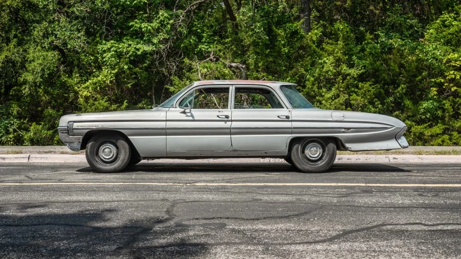 1961 Oldsmobile 88 - Image 21 of 31