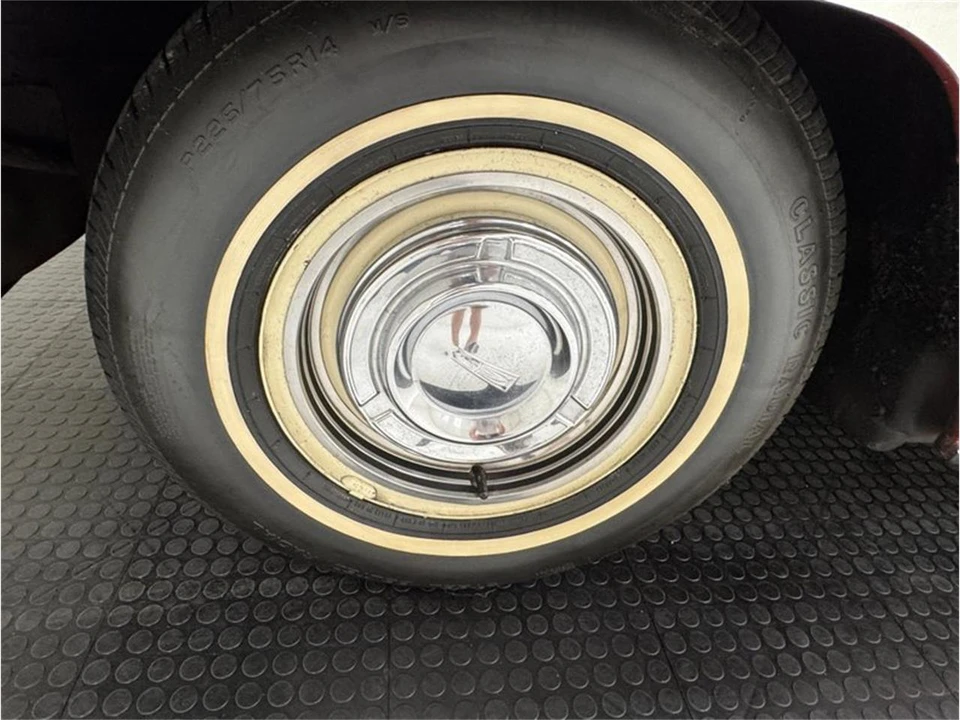 1961 Oldsmobile Starfire - Image 16 of 31