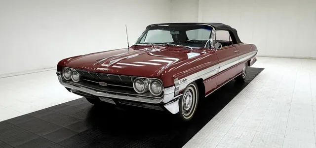 1961 Oldsmobile Starfire