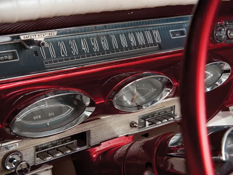 1961 Oldsmobile Starfire - Image 11 of 23