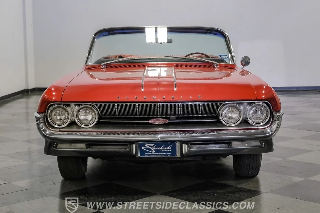 1961 Oldsmobile Starfire - Image 18 of 21