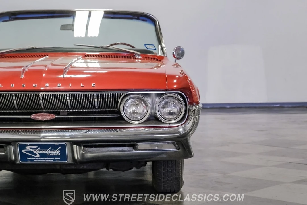 1961 Oldsmobile Starfire - Image 20 of 21