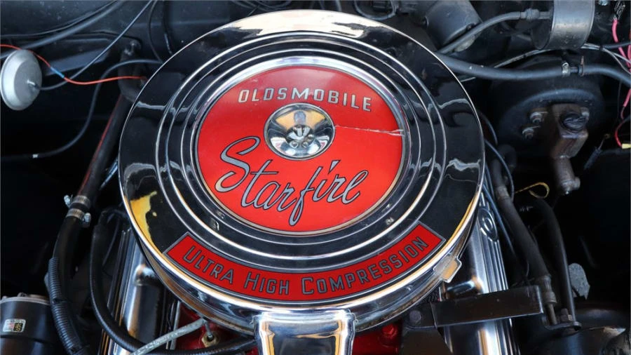 1961 Oldsmobile Starfire - Image 8 of 19
