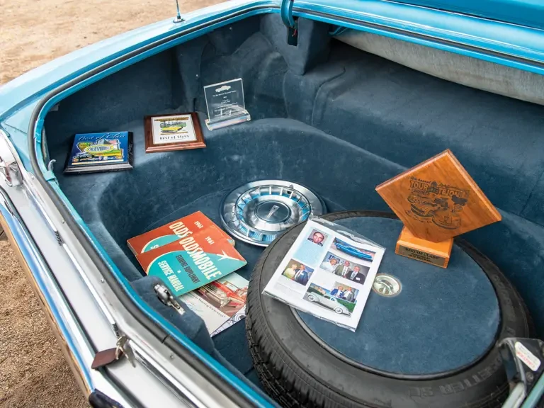 1961 Oldsmobile Starfire - Image 31 of 31