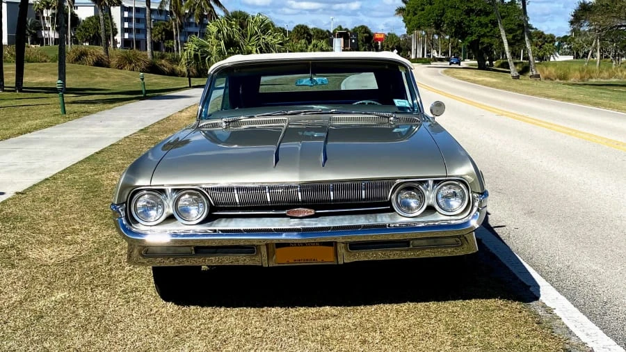1961 Oldsmobile Starfire - Image 11 of 18