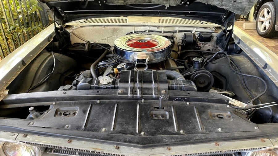 1961 Oldsmobile Starfire - Image 5 of 18