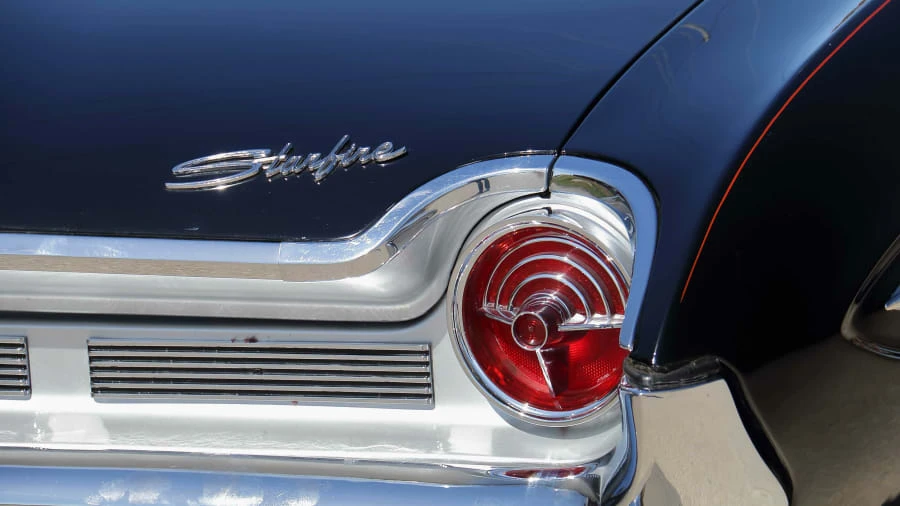 1961 Oldsmobile Starfire - Image 16 of 17
