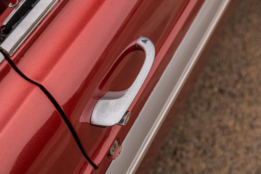1961 Oldsmobile Starfire - Image 13 of 31