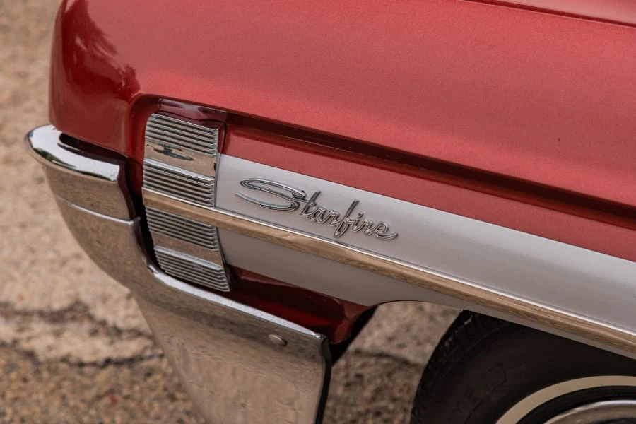 1961 Oldsmobile Starfire - Image 8 of 31