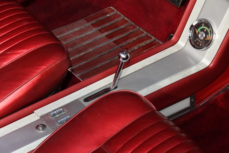 1961 Oldsmobile Starfire - Image 30 of 31