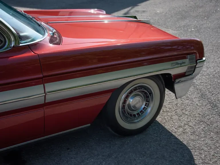 1961 Oldsmobile Starfire - Image 19 of 31