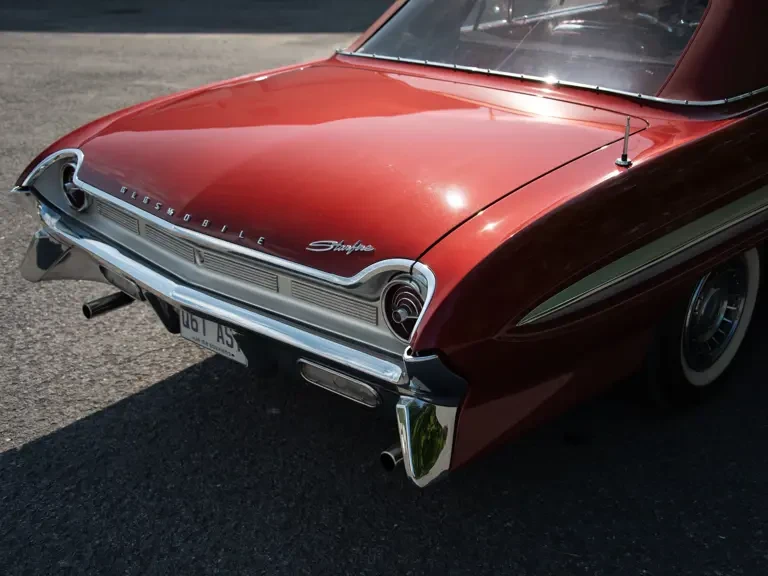1961 Oldsmobile Starfire - Image 16 of 31