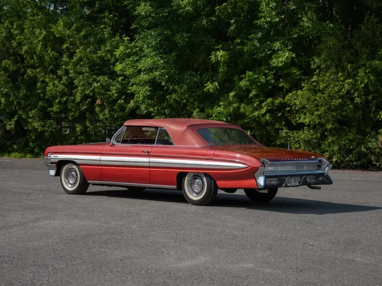 1961 Oldsmobile Starfire - Image 3 of 31