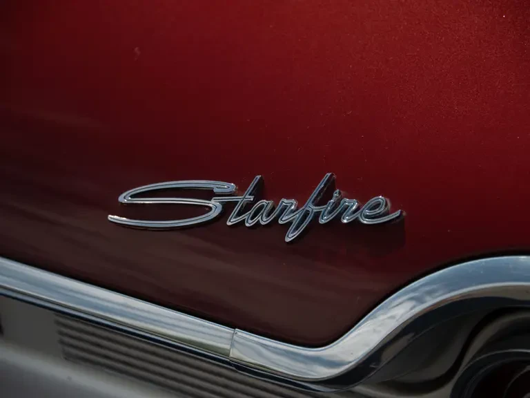 1961 Oldsmobile Starfire - Image 17 of 31
