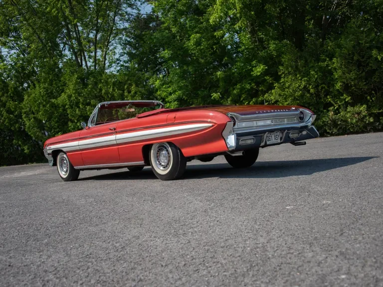 1961 Oldsmobile Starfire - Image 10 of 31