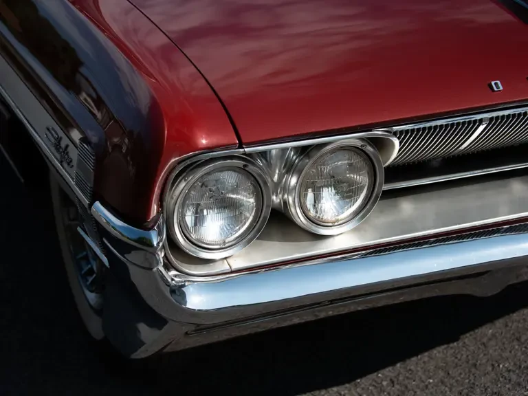 1961 Oldsmobile Starfire - Image 20 of 31