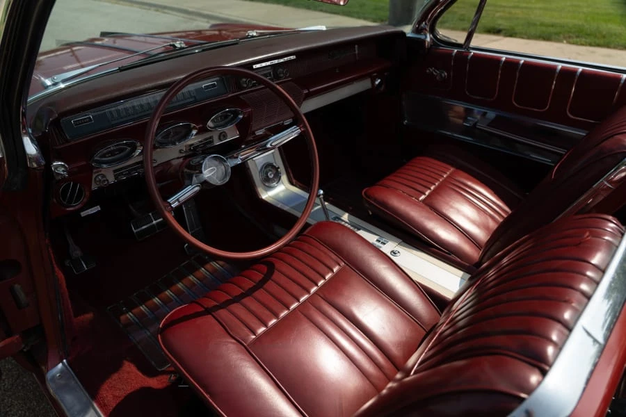 1961 Oldsmobile Starfire - Image 10 of 20