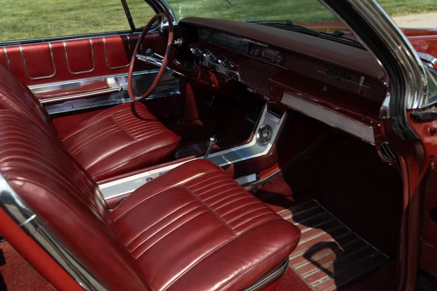 1961 Oldsmobile Starfire - Image 11 of 20