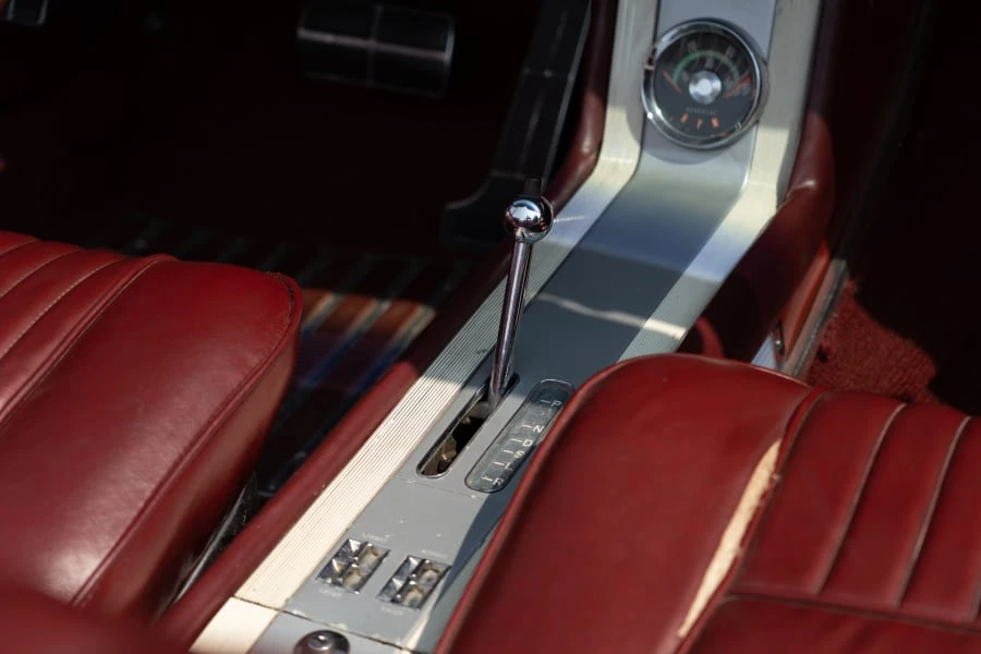 1961 Oldsmobile Starfire - Image 17 of 20