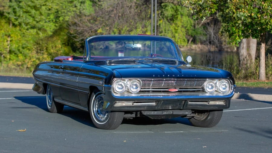 1961 Oldsmobile Starfire - Image 12 of 20