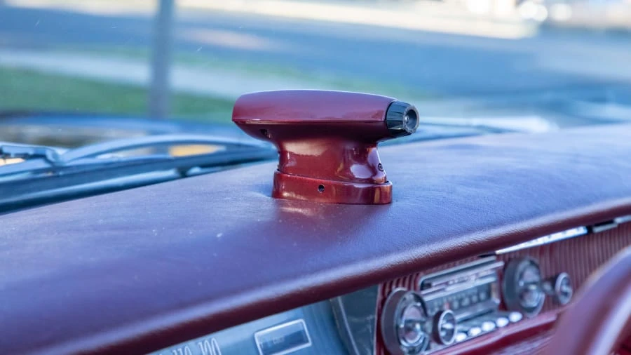 1961 Oldsmobile Starfire - Image 16 of 20