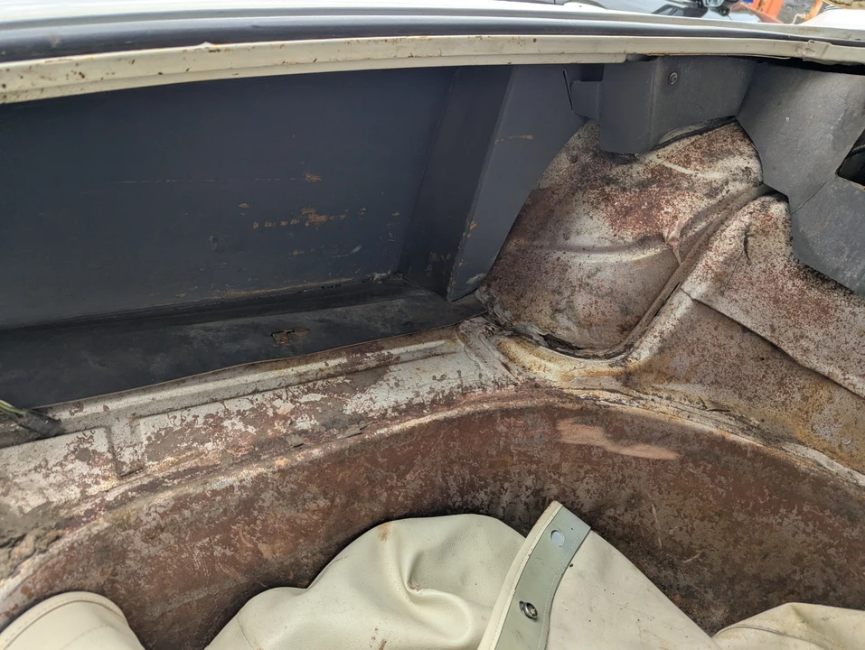 1961 Oldsmobile 88 - Image 25 of 31