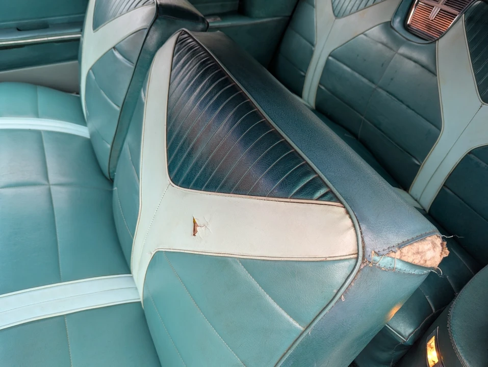 1961 Oldsmobile 88 - Image 6 of 31