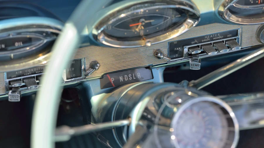 1961 Oldsmobile 88 - Image 27 of 31