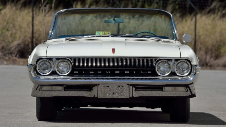 1961 Oldsmobile 88 - Image 15 of 31