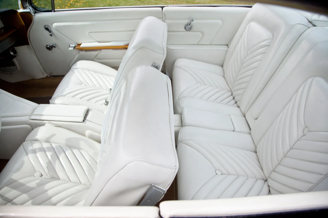 1961 Oldsmobile 88 - Image 6 of 8