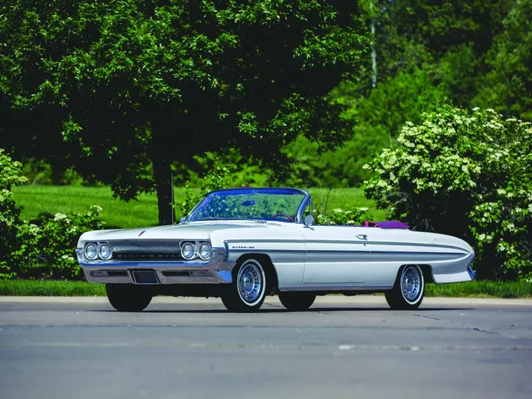 1961 Oldsmobile 88 - Image 2 of 2