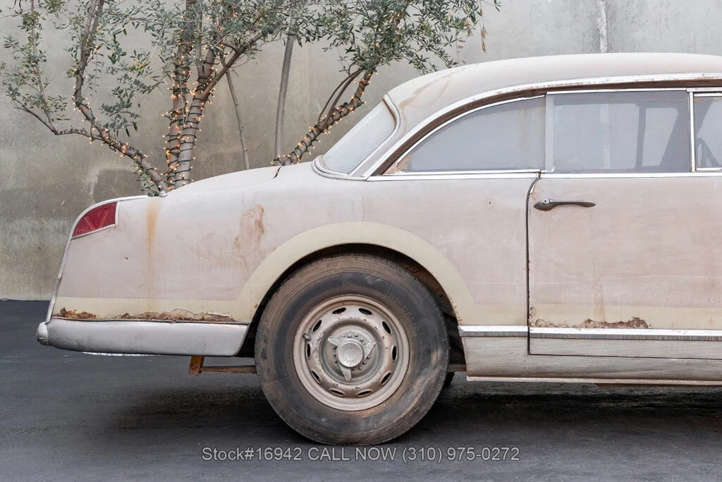 1961 Facel Vega HK500 - Image 11 of 12