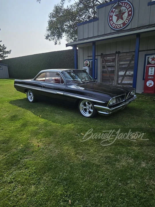 1961 Pontiac Parisienne - Image 9 of 9
