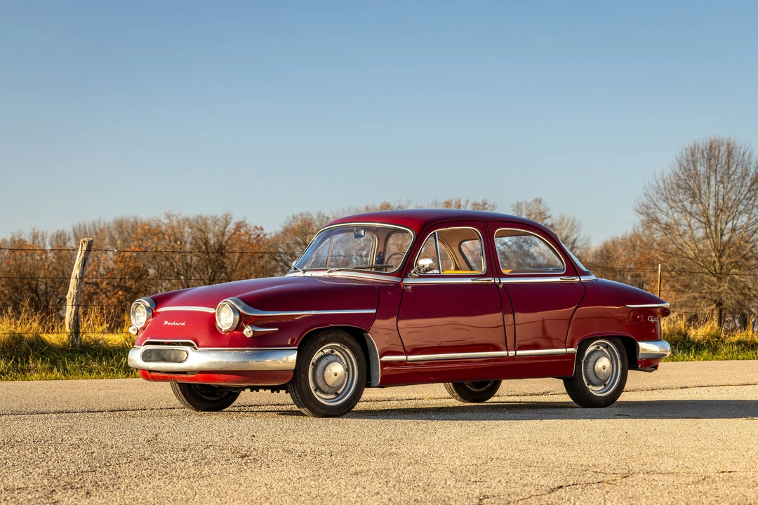 1961 Panhard - Image 2 of 31