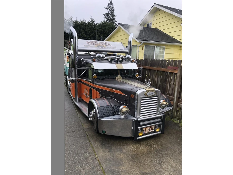 1961 Peterbilt - Image 3 of 25