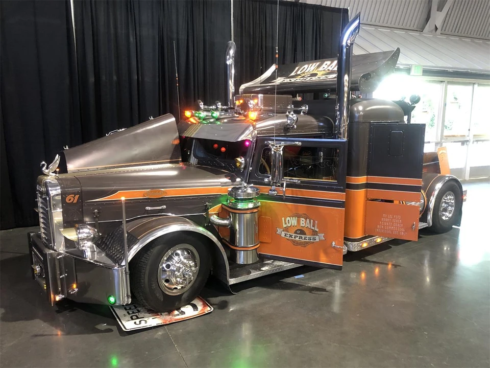 1961 Peterbilt - Image 13 of 25