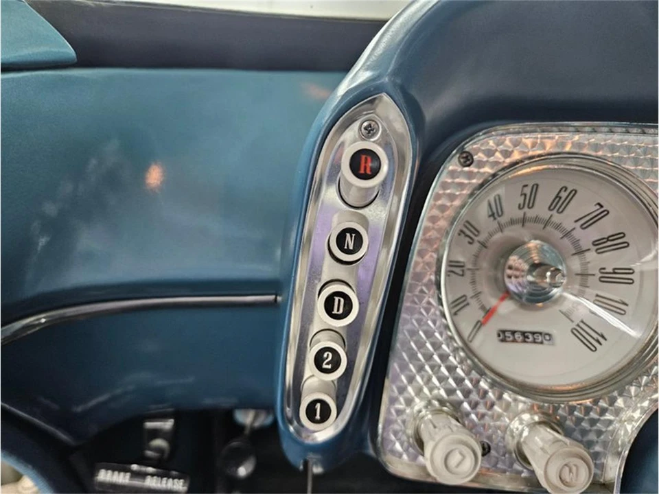 1961 Plymouth Valiant - Image 16 of 31