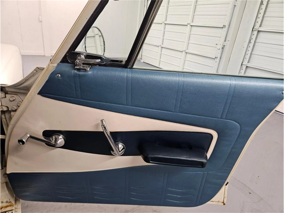 1961 Plymouth Valiant - Image 21 of 31