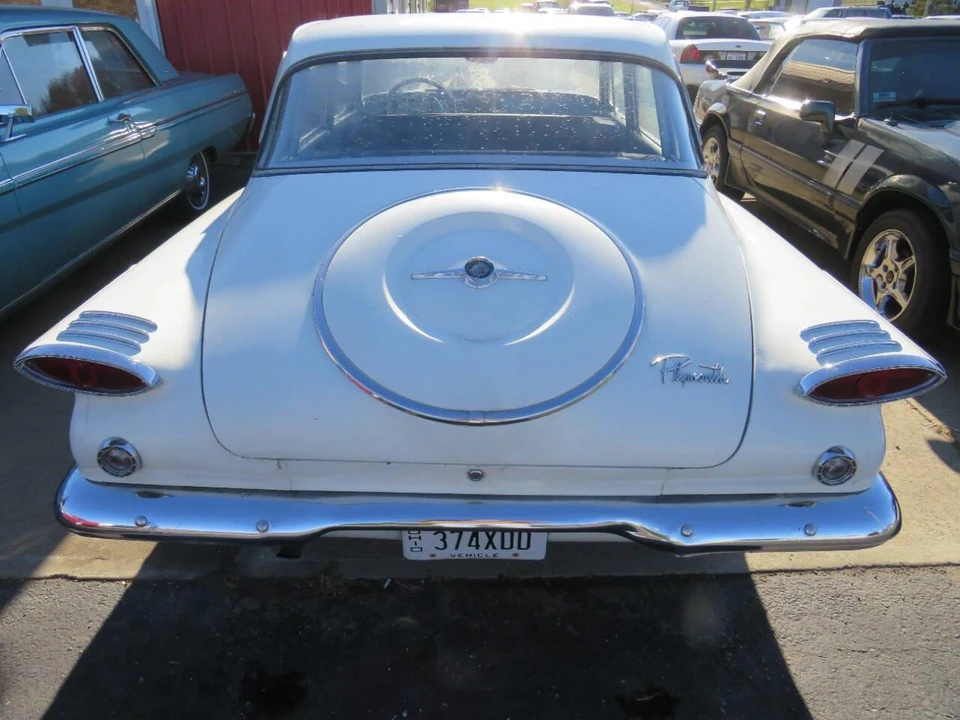 1961 Plymouth Valiant - Image 4 of 30