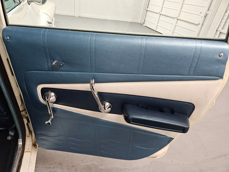 1961 Plymouth Valiant - Image 23 of 31