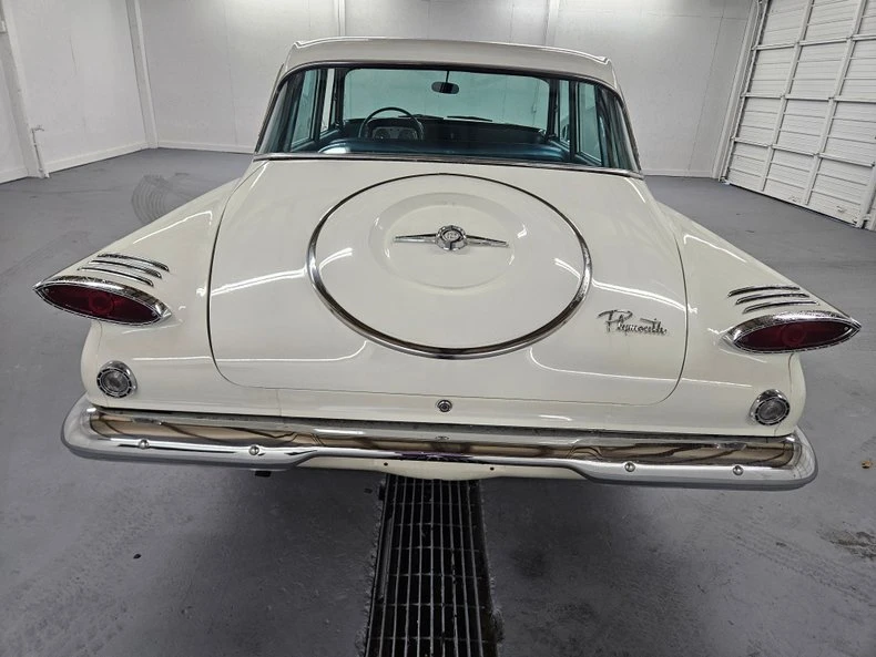1961 Plymouth Valiant - Image 3 of 31