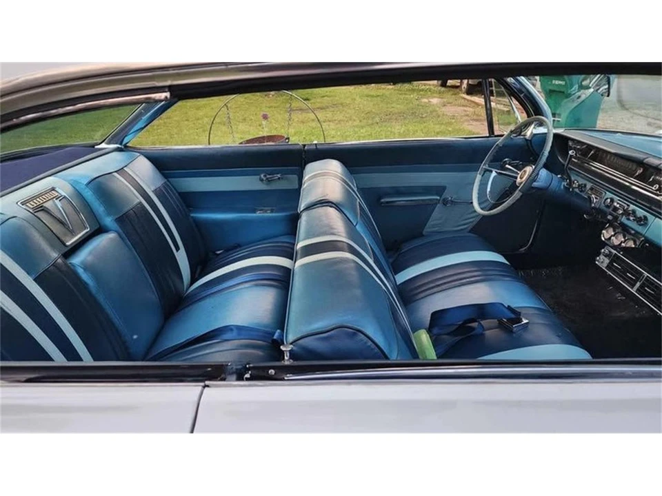 1961 Pontiac Bonneville 2nd Gen - Image 11 of 27