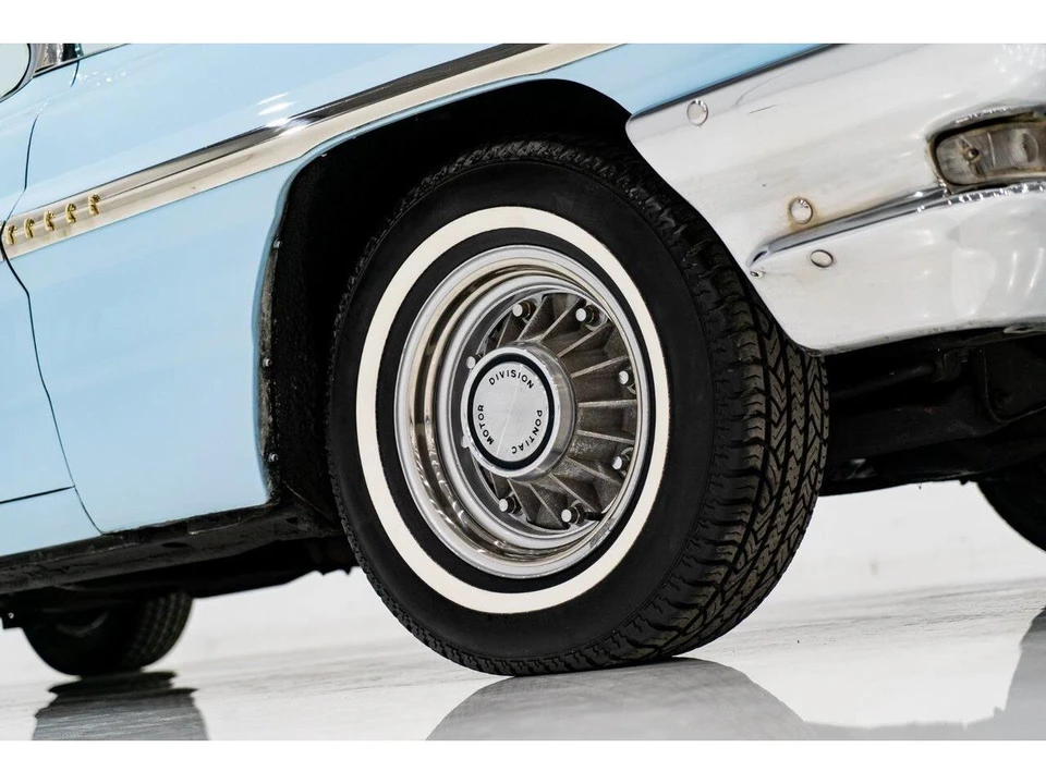 1961 Pontiac Bonneville 2nd Gen - Image 6 of 31