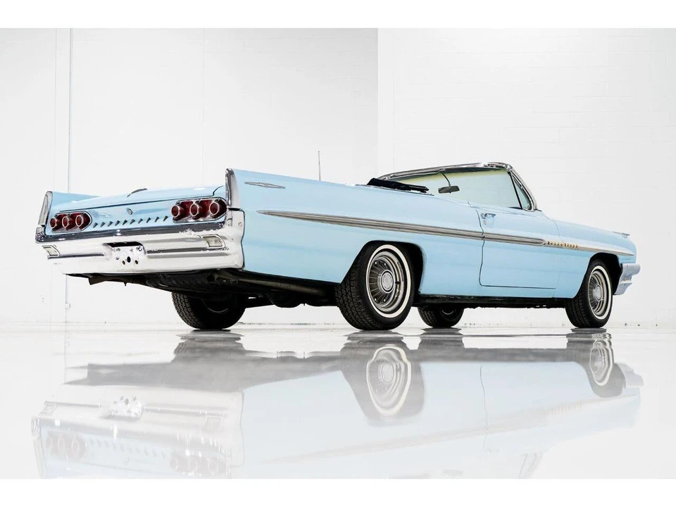 1961 Pontiac Bonneville 2nd Gen - Image 26 of 31